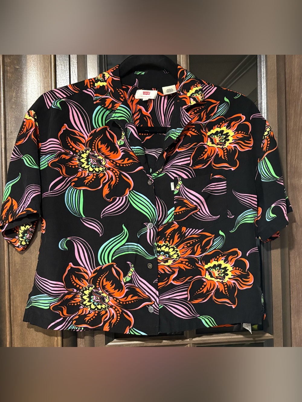 Levi's Black Button-Down Floral Pattern Crop Festival Shirt